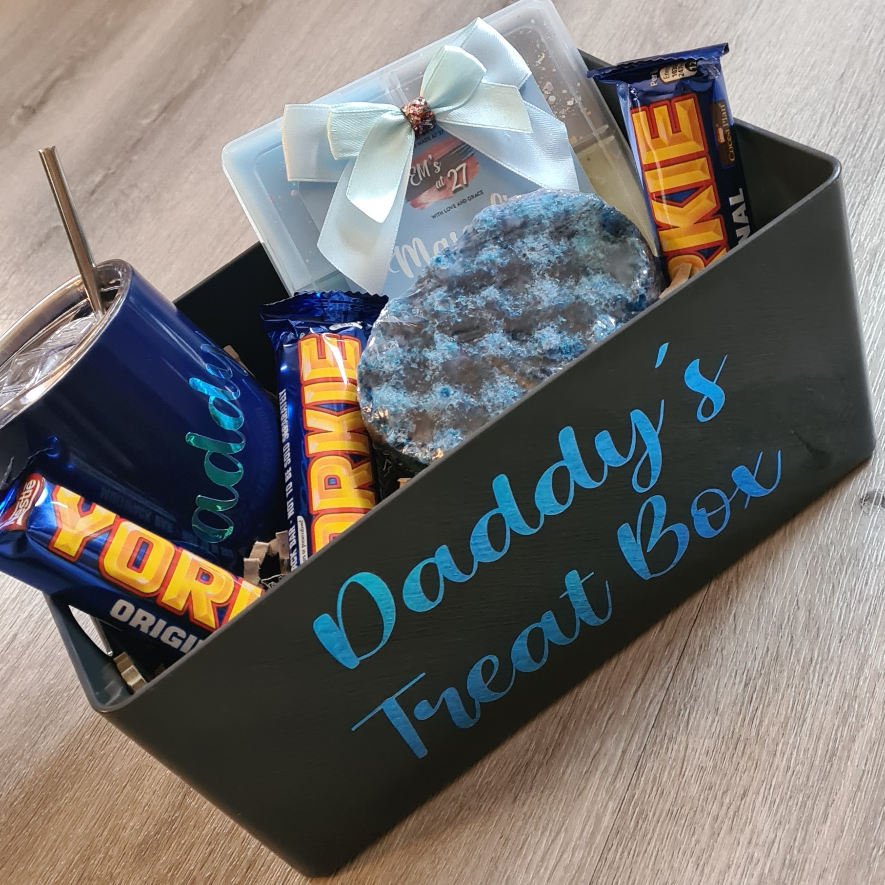 Father’s Day Gift Hamper Em's at 27